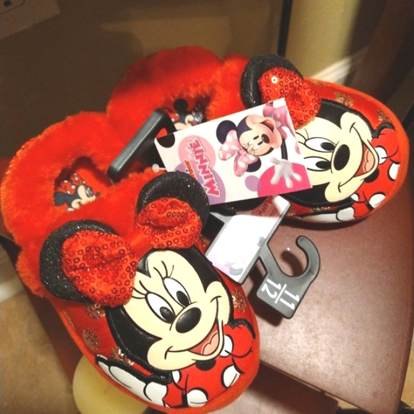 Disney- NWT Girls Minnie Mouse Red and Black Slippers- Size 11/12 - Picture 3 of 7